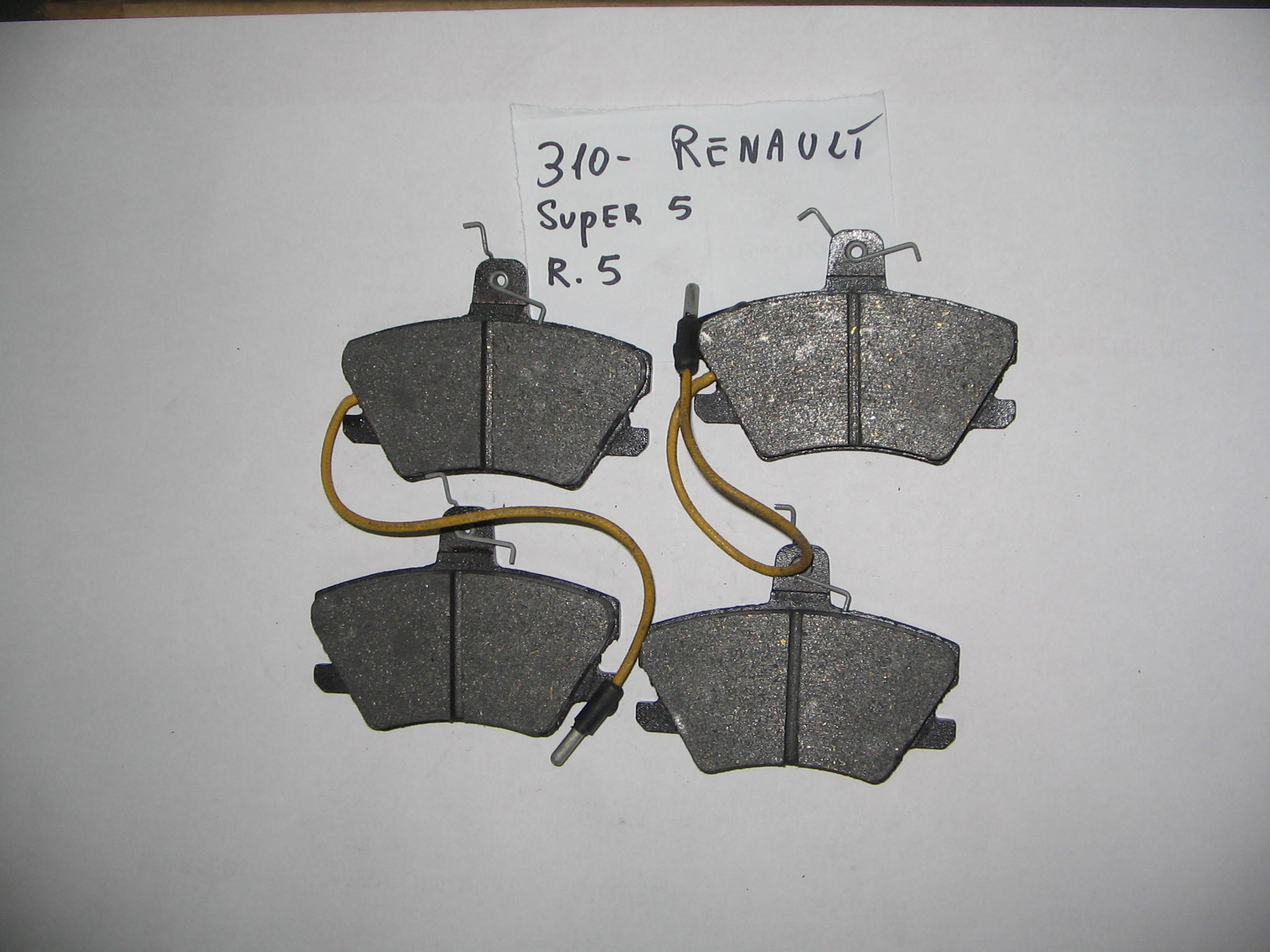 PASTICCHE RENAULT  N. 2.023